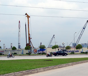Quang cảnh bên ngoài Link Trang Chủ PG88.Com Mới #2026 Link Trang Chủ PG88.Com Mới #2026 tổ hợp khách sạn - PG88 Sòng bạc trực tuyến TOP 1 Việt Nam | Casino, Nổ Hũ - văn phòng - căn hộ - công viên của Tập đoàn Keangnam Enterprise.