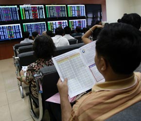 Cuộc giao lưu sẽ giúp các nhà đầu tư tìm kiếm câu trả lời về vấn đề “Giảm thiểu rủi ro trên thị trường OTC”.
