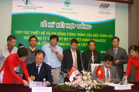 Lễ ký hợp đồng xây dựng giữa các bên ngày 7/12.