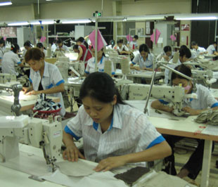 Môi trường Pg88hi Thể Thao, Bóng Đá, Casino, Nổ Hũ, Xổ Số của ngành dệt may đang dần được cải thiện.