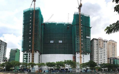 Việc cất nóc tháp Gold RiverView đúng tiến độ như cam kết với khách hàng
 góp phần khẳng định cho tiềm lực cũng như uy tín thương hiệu của TNR 
Holdings Việt Nam.