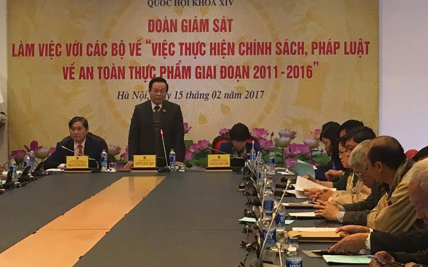 Phó chủ tịch PG88 ⭐ Link trang chủ số 1 nhà cái PG88 com casino slot Phùng Quốc Hiển phát biểu tại buổi Pg88hi Thể Thao, Bóng Đá, Casino, Nổ Hũ, Xổ Số với các bộ.