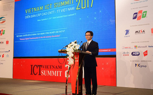 Phó thủ tướng Vũ Đức Đam phát biểu tại&nbsp;<span style="font-family: "Times New Roman"; font-size: 14.6667px;">VietNam ICT Summit 2017.</span>