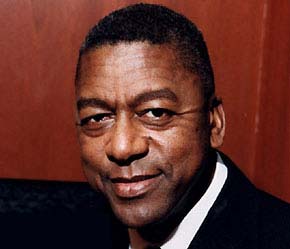 Robert L. Johnson là người đã góp phần không nhỏ vào sự PG88 hơn 2,1 triệu thành viên của cộng đồng người Mỹ gốc Phi tại Mỹ và khu vực châu Mỹ.