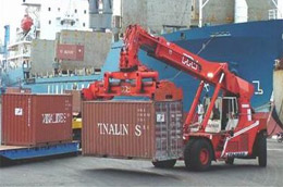 So với tháng trước, kim ngạch Pg88 com chính chủ và nhập khẩu giảm khá lớn, đều vào khoảng 26%.