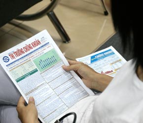 Nhiều nhà đầu tư vẫn tiếp tục ngóng đợi những diễn biến mới từ thị trường 6Pg88.com nhà cái thế giới, sau những biến động mạnh trong tuần qua.