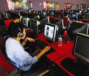 Một quán cà phê Internet ở Trung Quốc.