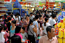 Phía sau chuyện tụt hạng của thị trường bán lẻ