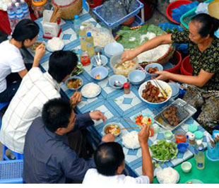Đảm bảo an toàn PG88 xổ số, casino, bóng đá với thức ăn đường phố là nội dung được đề cập nhiều tại dự thảo luật.