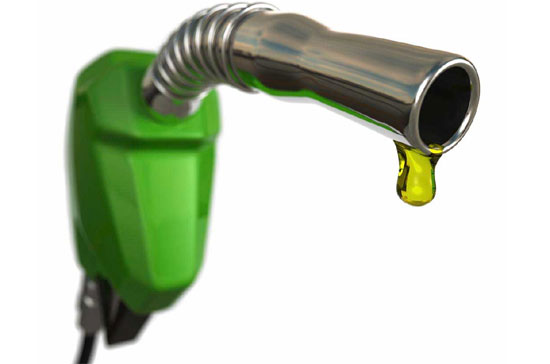 Petrolimex, với tư cách là 6Pg88.con độc quyền mỗi ngày đầu đàn của ngành xăng dầu, hẳn hiểu rất rõ vị thế của mình, vị thế được xây dựng từ cụm từ “đảm bảo an ninh năng lượng”.