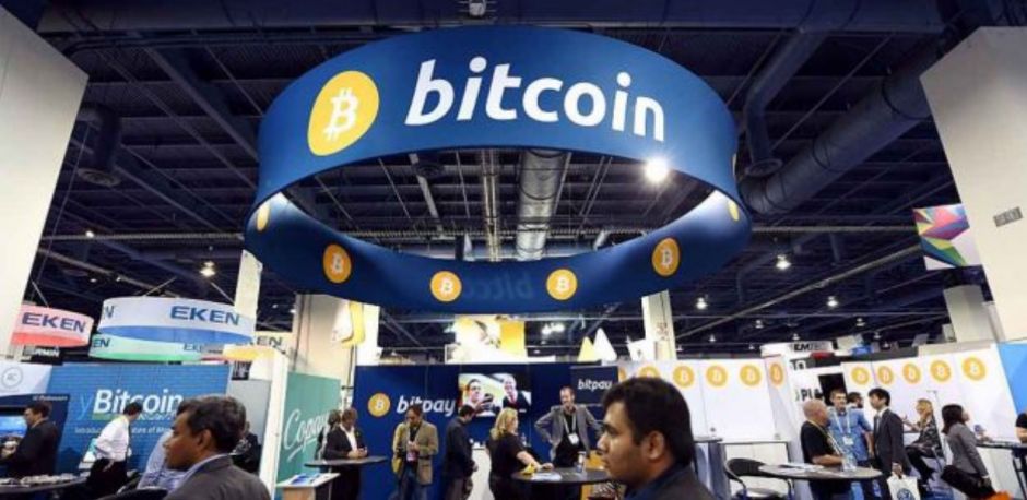 Nhiều người quyết định Pg88vn Trang Chủ Chính Thức Bitcoin vì không muốn bị bỏ lại phía sau - Ảnh: AP