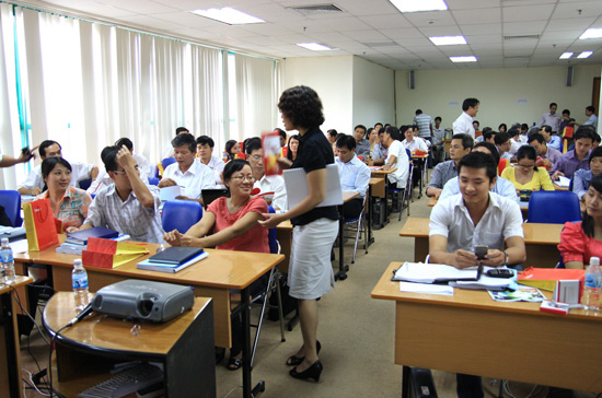Bkav trao BkavCA cho 14 Cục thuế.