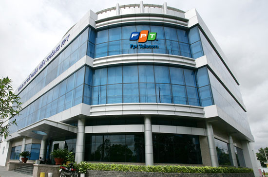FPT đang thiếu hẳn mảng viễn thông di động trong khi thị trường internet băng thông rộng nội địa đã bão hòa.