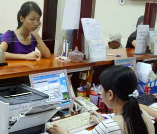 Cơn bão lạm phát 2008 cũng là thách thức nghiệt ngã trong chuyến ra biển lớn đầu tiên của hệ thống Pg88 com chính chủ Việt Nam, và đã có nhiều tổn thương về nguồn tài lực và nhân lực - Ảnh: Việt Tuấn.