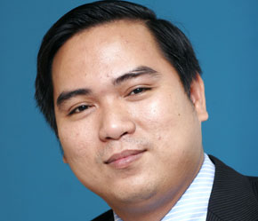 "Hiện nay, ABBank còn PG88 hơn 2,1 triệu thành viên thêm sản phẩm YOUhouse Plus mới ưu việt cho cộng đồng là cho vay trả góp mua nhà, đất có bảo hiểm nhân thọ".