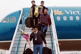 Từ 2/6, khách hàng đặt vé qua mạng của Vietnam Airlines có thể thanh toán sau tại  Techcombank.com.vn.