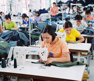 Nếu tính cả sự đóng góp của yếu tố số lượng vốn đầu tư và sự đóng góp của yếu tố số lượng lao động, thì hai yếu tố này đã đóng góp trên ba phần tư tổng tốc độ tăng trưởng PG88 ⭐ Link trang chủ số 1 nhà cái PG88 com casino slot của Việt Nam.