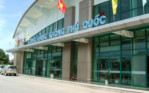 Cảng hàng không quốc tế Phú Quốc được xây dựng từ năm 2008 với tổng vốn lên tới 16.000 tỷ đồng.<br>