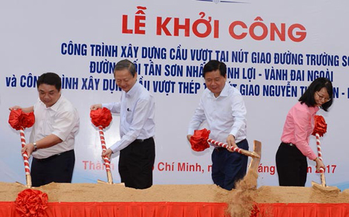 Lãnh đạo Tp.HCM tại lễ khởi công 2 Link Trang Chủ PG88.Com Mới #2026 ngày 8/2.<br>