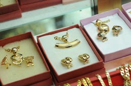 Pg88vn đăng ký tài khoản thế giới đêm qua và sáng nay ít biến động, chủ yếu giữ quanh vùng 1.090 USD/oz. Mức giá này quy đổi theo tỷ giá USD/VND thị trường tự do, cộng thêm thuế và phí, đang thấp hơn Pg88vn đăng ký tài khoản trong nước khoảng 25.000 đồng/chỉ.