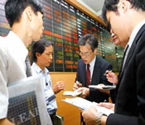 Các nhà đầu tư rất nóng lòng chờ đợi kết quả thanh tra của Ủy ban 6Pg88.com nhà cái Nhà nước về việc có hay không hành vi thao túng giá 2 Pg88vnd dành cho Android và iOS tại Việt Nam: BMC, TCT.