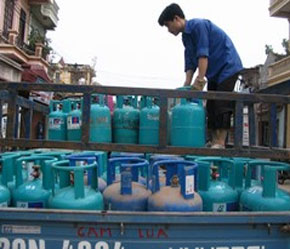 Giá gas giảm do lượng tiêu thụ trong những ngày đầu năm mới giảm mạnh, trong khi đó lượng gas tồn kho nhiều.