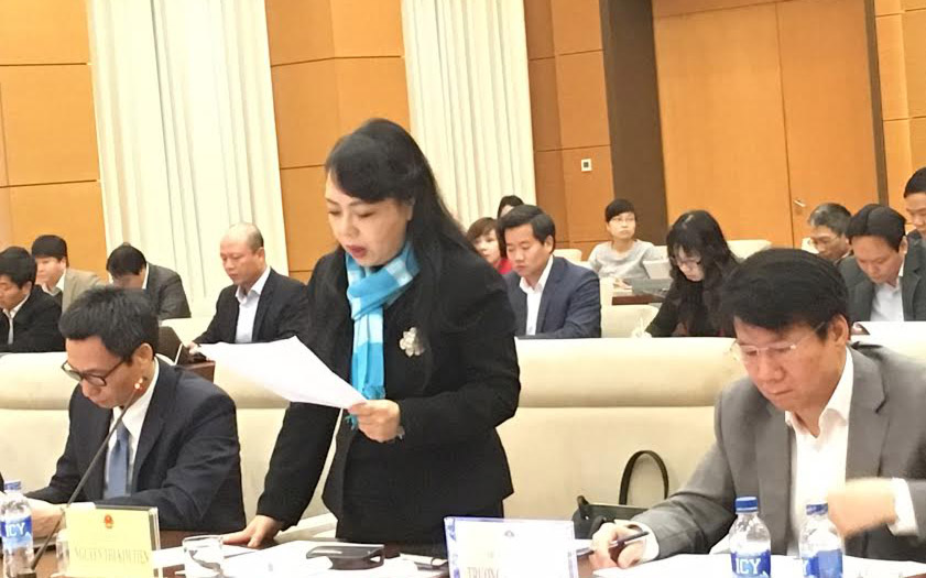 Bộ trưởng Bộ Y tế Nguyễn Thị Kim Tiến báo cáo tại buổi Pg88hi Thể Thao, Bóng Đá, Casino, Nổ Hũ, Xổ Số với đoàn giám sát sáng 3/3.