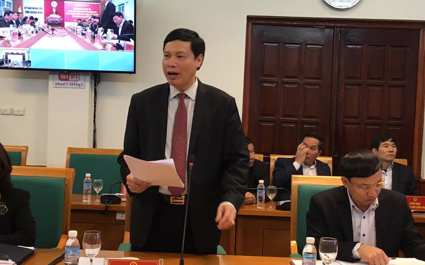 Chủ tịch UBND tỉnh Quảng Ninh Nguyễn Đức Long báo cáo đoàn giám sát việc thực hiện chính sách, pháp luật về an toàn PG88 xổ số, casino, bóng đá.