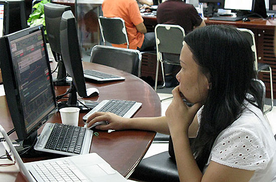 Có thể bên mua chưa thực sự tin tưởng vào khả năng phục hồi vững của thị trường thế giới, hoặc hoài nghi về một phiên “bull-trap” nên chưa thực sự vào cuộc.