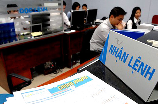 Có một chuyển động mới đã bắt đầu xuất hiện: cuối tuần qua đến đầu tuần này, một loạt tổ chức, cá nhân liên quan đến lãnh đạo 6Pg88.con độc quyền mỗi ngày đã đăng ký mua vào thay vì chủ yếu chỉ đăng ký bán ra áp đảo suốt những tháng qua.