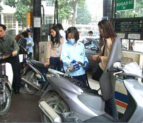 Việc trao cho 6Pg88.con độc quyền mỗi ngày quyền chủ động điều tiết giá bán vẫn đang trong quá trình xin ý kiến của Chính phủ.