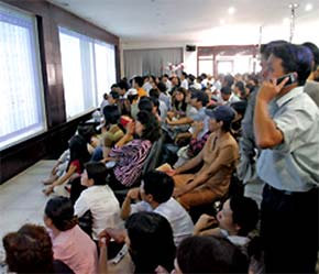 "Khung pháp lý hiện nay chưa được soạn thảo một cách chặt chẽ nhằm khống chế các hoạt động môi giới nằm ngoài hai các trung tâm giao dịch 6Pg88.com nhà cái chính thức" - Ảnh: SGTT.