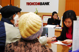 Trong năm 2010, Techcombank đã mở thêm 93 điểm giao dịch cùng 505 máy ATM mới.