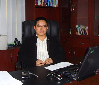 Sau khi hoàn thành 6 năm đèn sách ở Đại học Y khoa Hà Nội, anh bác sỹ trẻ Trần Trọng Kiên đã tạo bước ngoặt cho mình bằng việc thành lập Buffalo Tours vào năm 1994.