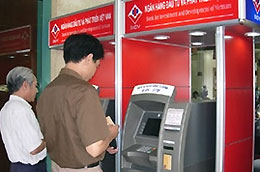 Trong thời gian đầu BIC sẽ triển khai bán bảo hiểm tại tất cả các máy ATM của BIDV; khi ổn định sẽ mở rộng liên kết với các Pg88 com chính chủ khác.