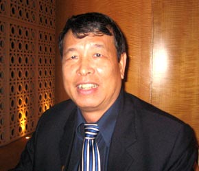 "Nếu Chính phủ thực hiện giảm thuế nhập khẩu thép thành phẩm từ 8% xuống 2% như đề xuất của Cục Quản lý giá thì rất có thể chúng ta sẽ bị “sập bẫy” - Ảnh: Từ Nguyên.