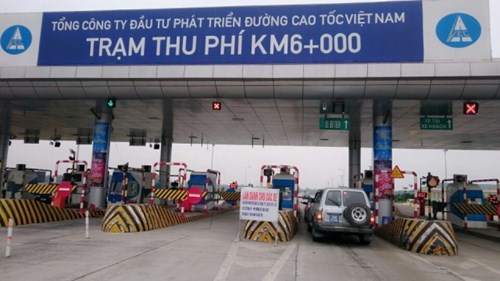 Tháo dỡ trạm thu phí Đại Xuyên tuyến cao tốc Cầu Giẽ - Ninh Bình