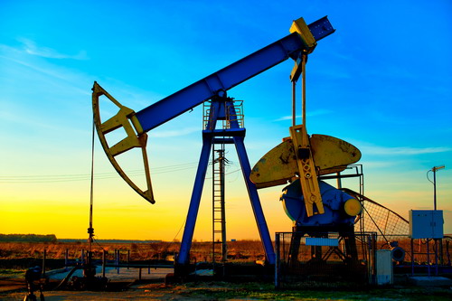 Các chuyên gia trên thị trường năng lượng đã không còn kỳ vọng gì vào khả năng OPEC sẽ quyết định giảm sản lượng dầu trong buổi họp tuần này - Ảnh: BubbleBear.