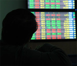 Sàn HOSE vẫn chưa cho thấy một sự đột phá dứt khoát qua mốc 500 điểm dù VN-Index vẫn đang duy trì trên mức này - Ảnh: Quang Liên.
