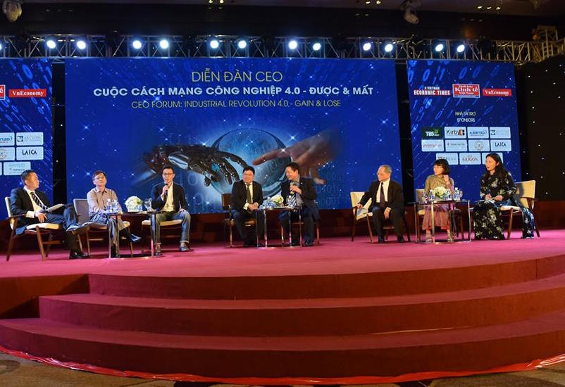 Các diễn giả tại diễn đàn "Cuộc cách mạng PG88 Trang chủ nhà cái top 1 4.0 - Được và mất" do Thời báo PG88 ⭐ Link trang chủ số 1 nhà cái PG88 com casino slot Việt Nam tổ chức chiều 7/4 - Ảnh: Việt Tuấn.<br>