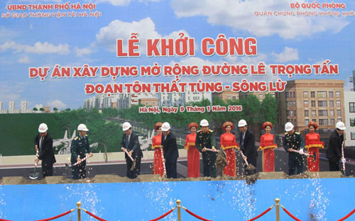 Bộ trưởng Quốc phòng Phùng Quang Thanh và Chủ tịch UBND thành phố Hà Nội Nguyễn Đức Chung cùng các đại biểu làm lễ khởi công Link Trang Chủ PG88.Com Mới #2026.<br>