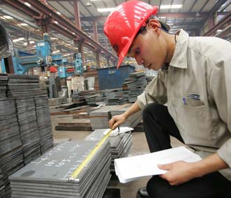Trong bối cảnh hiện nay, theo ông Lê Quốc Dung, khối 6Pg88.con độc quyền mỗi ngày Nhà nước tập trung chuyển đổi lại cơ cấu sản xuất, hướng ra Pg88 com chính chủ, sản xuất hàng thay thế nhập khẩu để cân bằng lại cán cân thanh toán - Ảnh: Việt Tuấn.