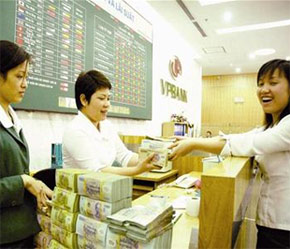 Nhiều Pg88 com chính chủ cổ phần vừa công bố lãi lớn trong quý 1/2007 - Ảnh: TP.