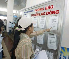 "Người lao động chỉ chịu chi phí liên quan đến đi lại, học tiếng trước khi sơ tuyển, khám sức khỏe, làm hộ chiếu, visa, tiền ăn ở 4 tháng để học tiếng, kết hợp rèn luyện thể lực và giáo dục định hướng".