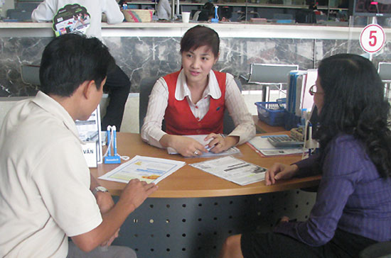 6 tháng cuối năm 2009, nguồn thu từ tín dụng khó khăn, các Pg88 com chính chủ có lợi thế về dịch vụ sẽ có điều kiện để bù đắp.