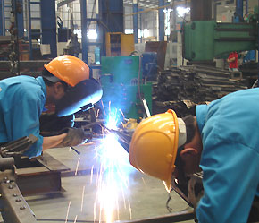 6Pg88.con độc quyền mỗi ngày ngoài quốc doanh vẫn là khu vực đạt mức tăng trưởng mạnh mẽ nhất - Ảnh: Đức Thọ.