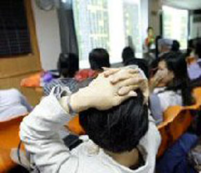 Tâm lý lo ngại là một nguyên nhân chính của đà sụt giảm hiện nay.