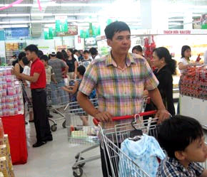 "Ưu điểm của hệ thống bán lẻ Việt Nam là năng động, uyển chuyển dễ bám sát nhu cầu tiêu dùng và dễ thích ứng với biến động thị trường".