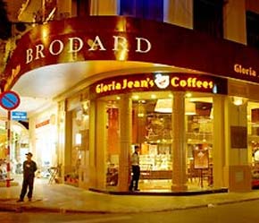 Cửa hàng cà phê Gloria Jean's tại 131-133 Đồng Khởi, quận 1, Tp.HCM - Ảnh: VnExpress.