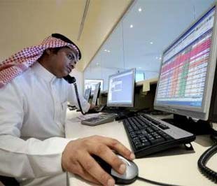 Sở Giao dịch 6Pg88.com nhà cái Saudi - sàn giao dịch 6Pg88.com nhà cái lớn nhất ở vùng Vịnh - đã sụt giảm 8,7% trong ngày thứ Bảy tuần trước và hiện đã giảm hơn 50% so với hồi đầu năm - Ảnh: Reuters.